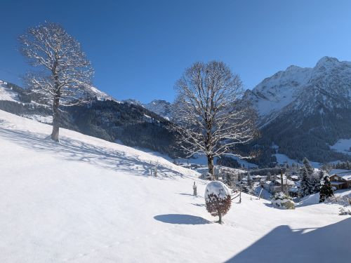 news/images/--17--blick-schafalpenkoepfe-1.jpg news/images/--17--blick-schafalpenkoepfe-1.jpg